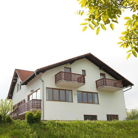 Guesthouse Zafran Смолянац Экстерьер фото