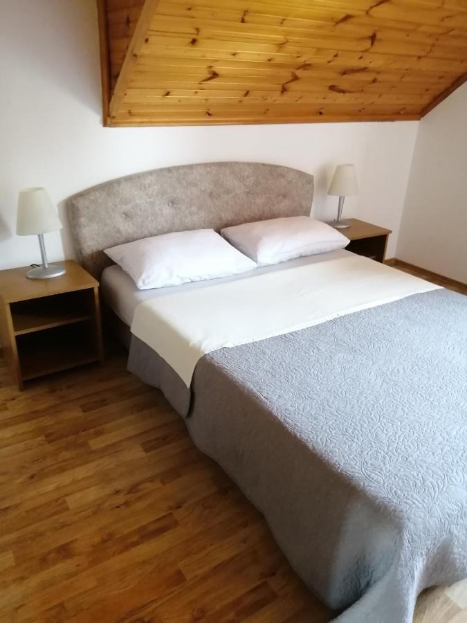 Guesthouse Zafran Смолянац Экстерьер фото