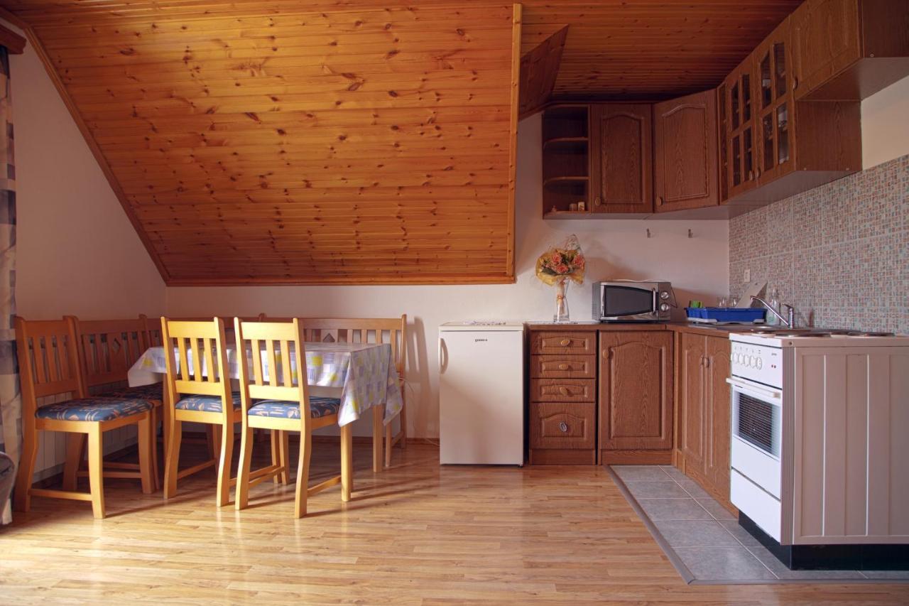 Guesthouse Zafran Смолянац Экстерьер фото