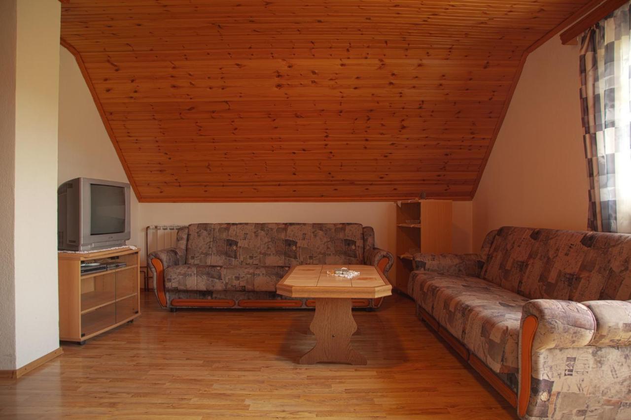 Guesthouse Zafran Смолянац Экстерьер фото