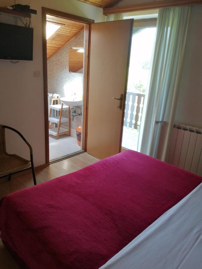 Guesthouse Zafran Смолянац Экстерьер фото
