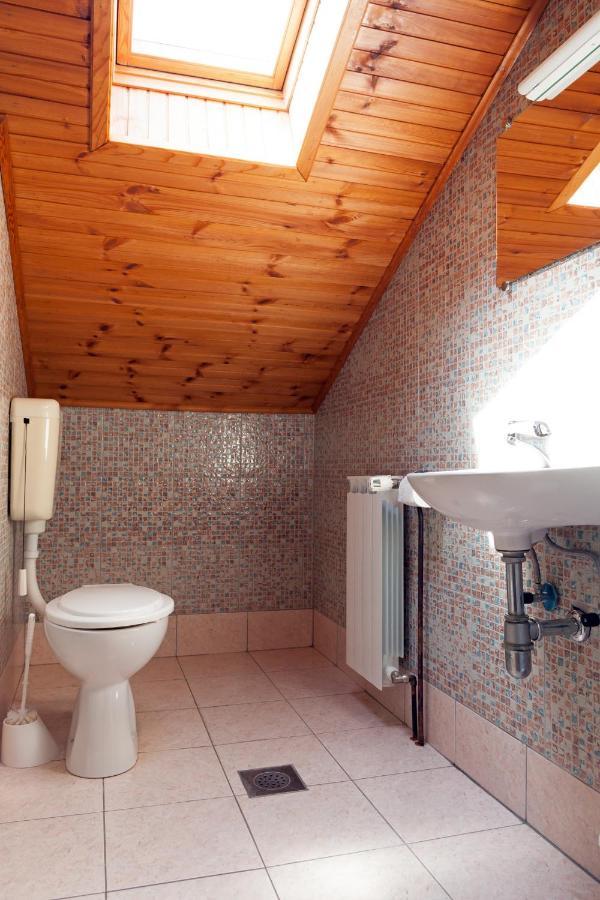 Guesthouse Zafran Смолянац Экстерьер фото