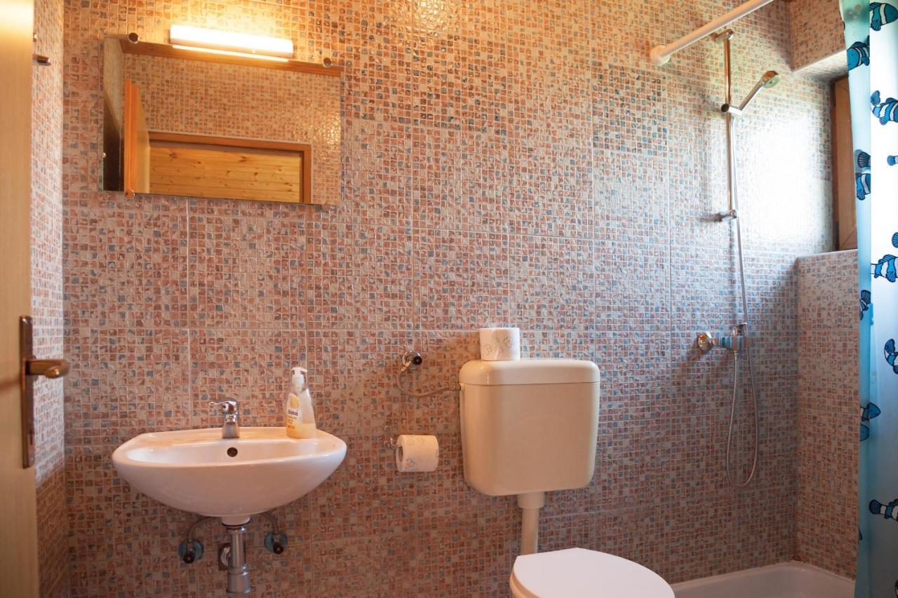 Guesthouse Zafran Смолянац Экстерьер фото